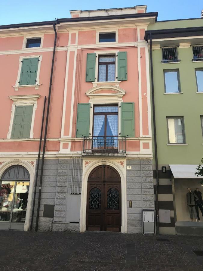 Apartamento Casa Nika Riva del Garda Exterior foto